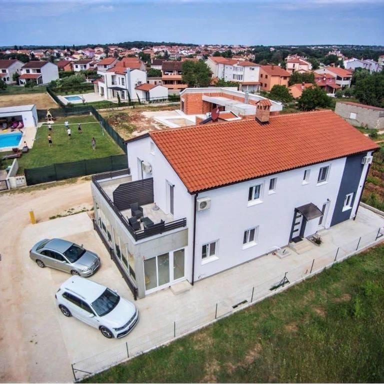 Apartments Mojeljeto Fazana Ngoại thất bức ảnh