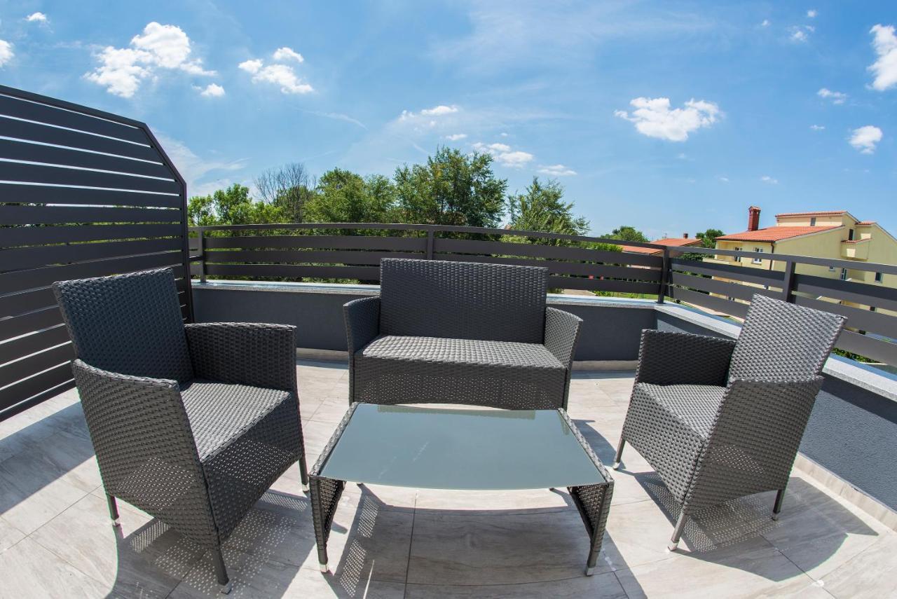 Apartments Mojeljeto Fazana Ngoại thất bức ảnh