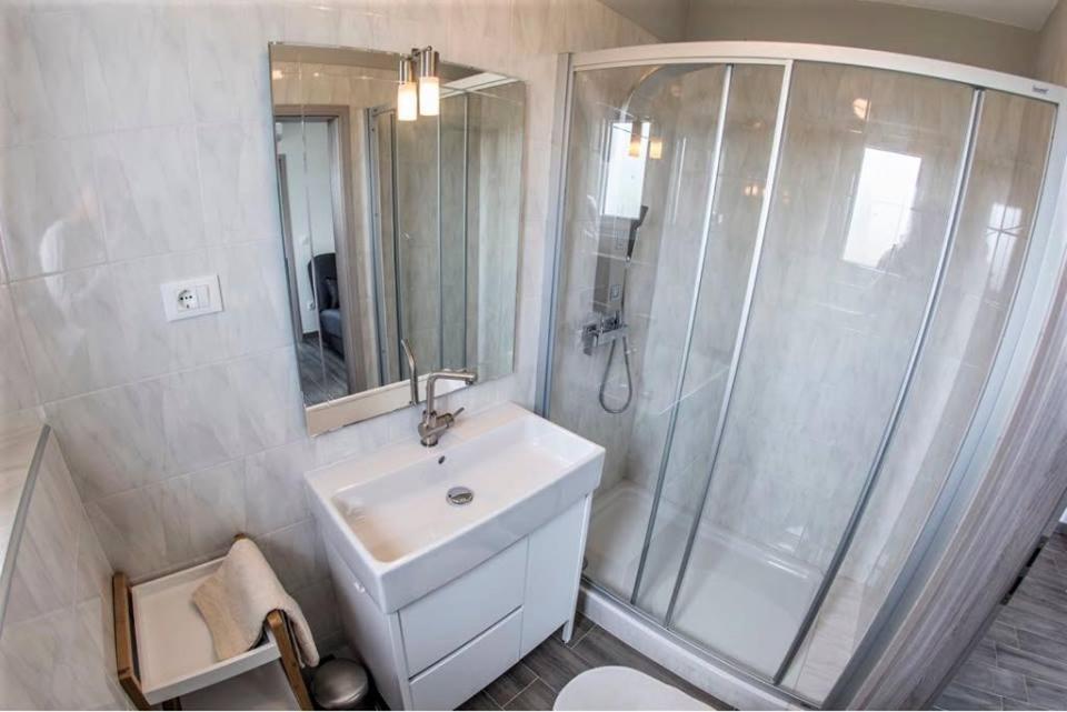 Apartments Mojeljeto Fazana Ngoại thất bức ảnh